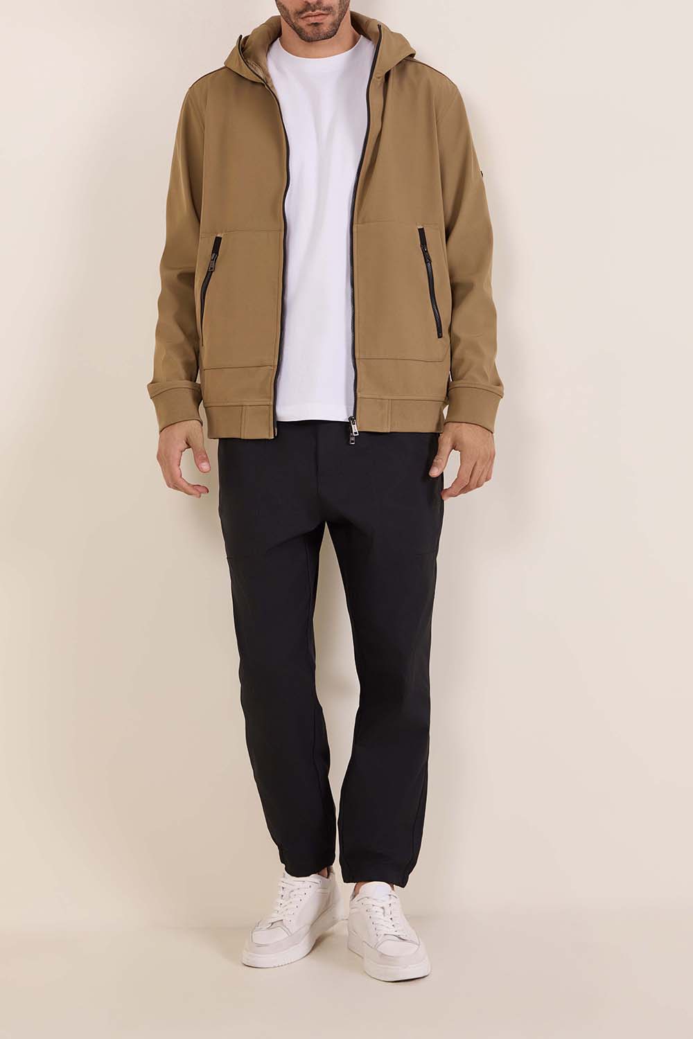 ז'קט קפוצ'ון